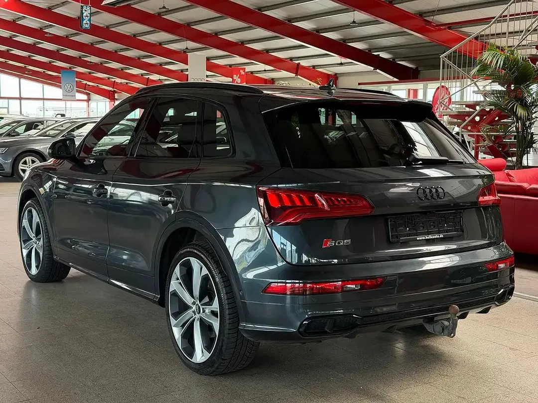 Audi SQ5 - Thumbnail 8