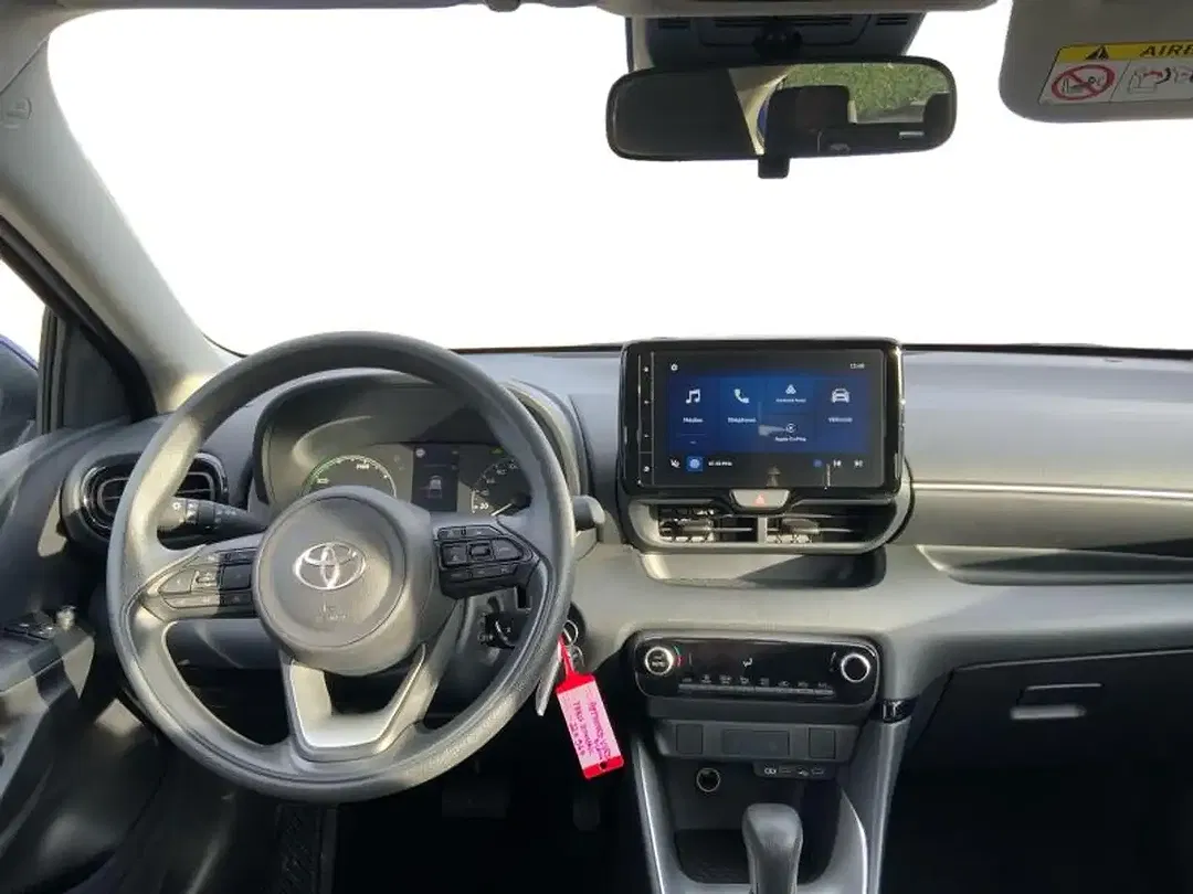Toyota Yaris - Thumbnail 12