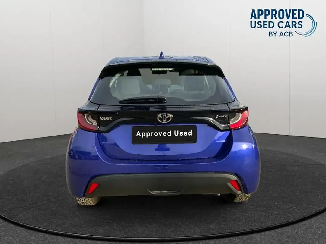 Toyota Yaris - Thumbnail 4
