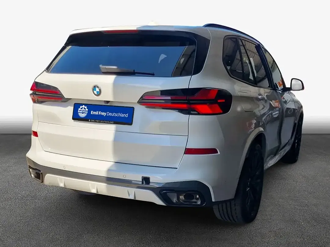 BMW X5 - Thumbnail 2