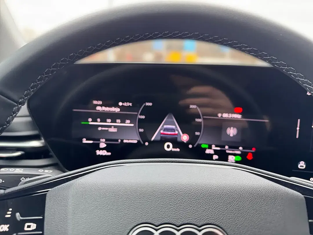 Audi Q5 - Thumbnail 9