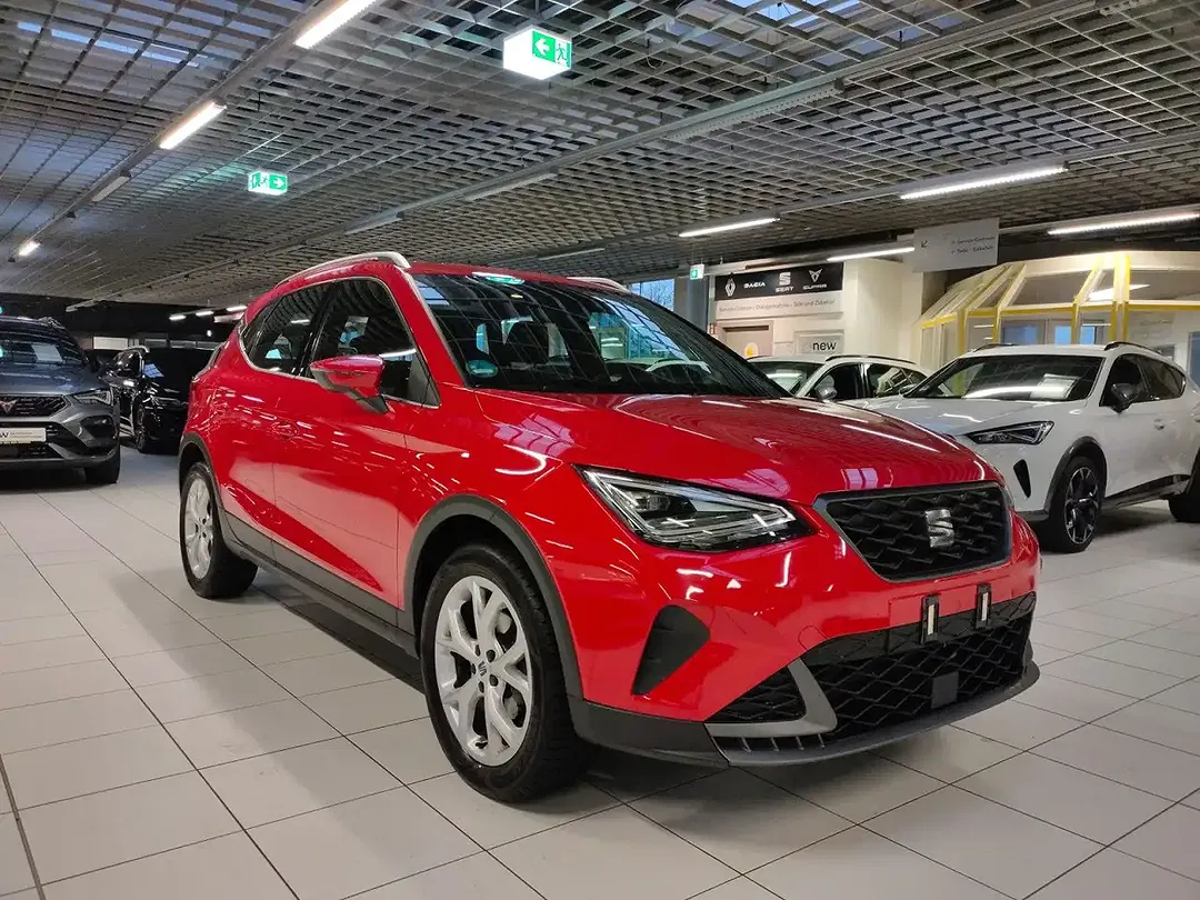 SEAT Arona - Thumbnail 6