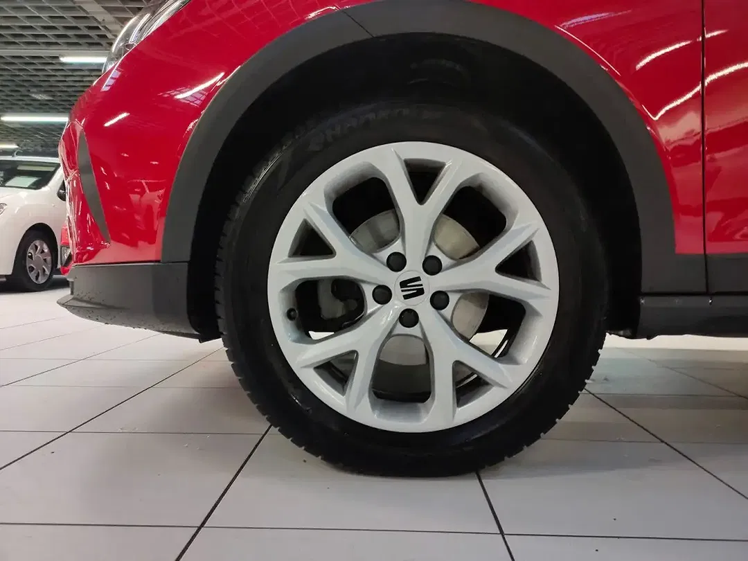 SEAT Arona - Thumbnail 9