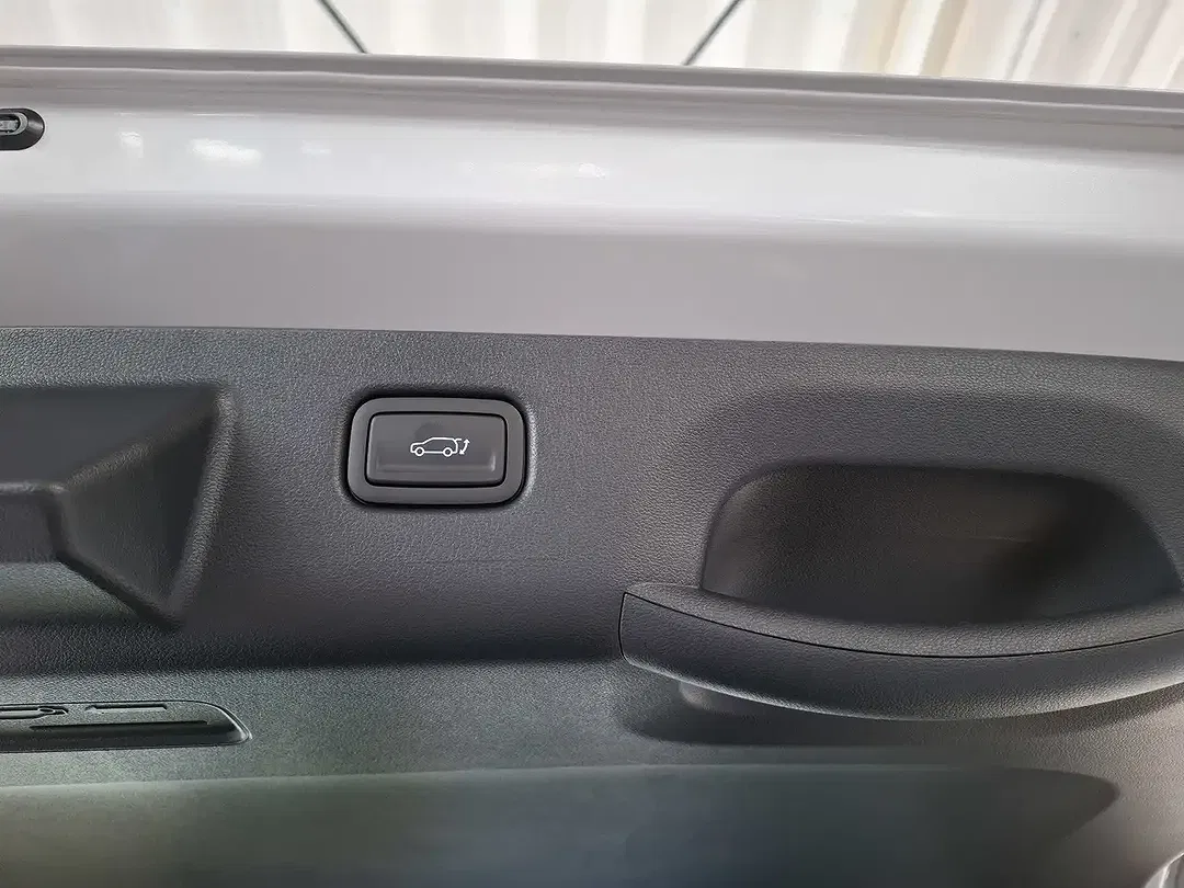 Hyundai KONA - Thumbnail 13