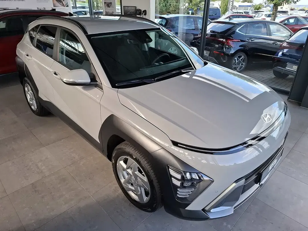 Hyundai KONA - Thumbnail 4