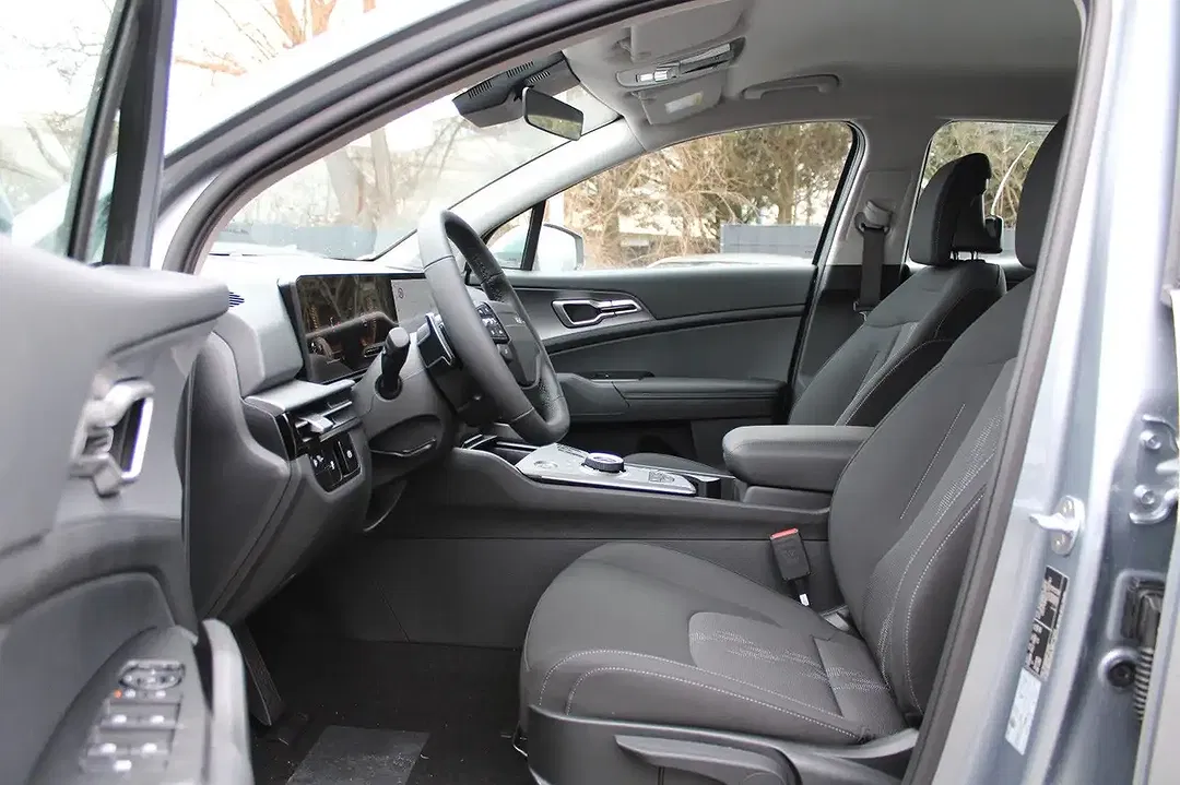 Kia Sportage - Thumbnail 8