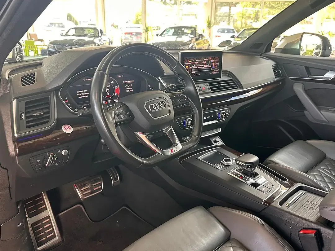 Audi SQ5 - Thumbnail 8