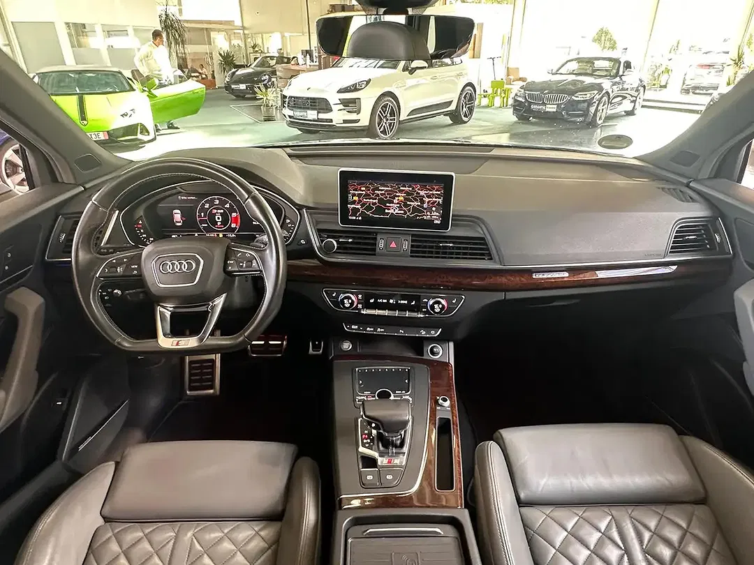Audi SQ5 - Thumbnail 9