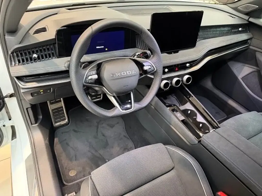 Skoda Superb - Thumbnail 14