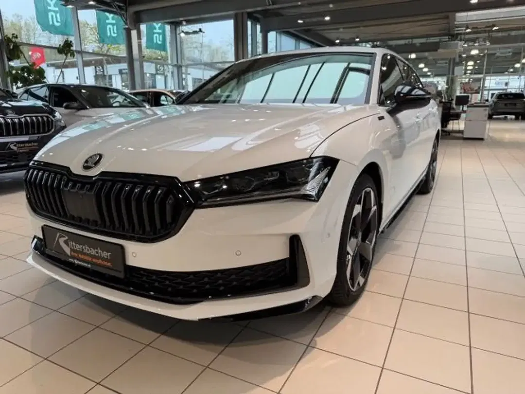 Skoda Superb - Thumbnail 2