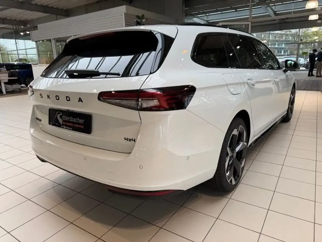 Skoda Superb - Thumbnail 9