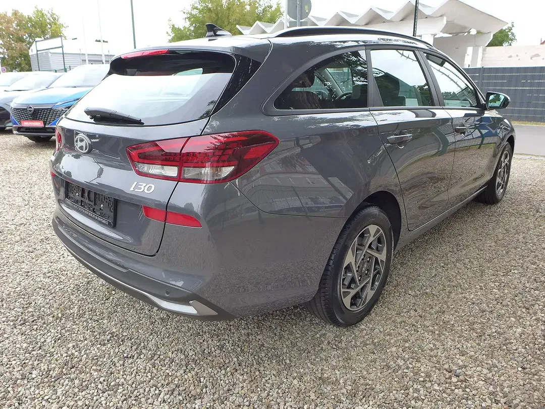 Hyundai i30 - Thumbnail 15