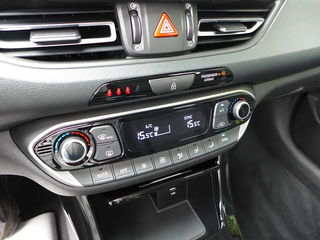 Hyundai i30 - Thumbnail 9