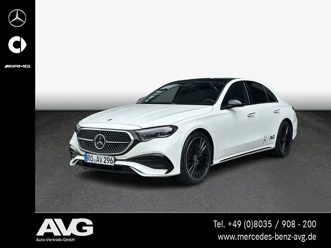 Mercedes-Benz E 220 - Thumbnail 1