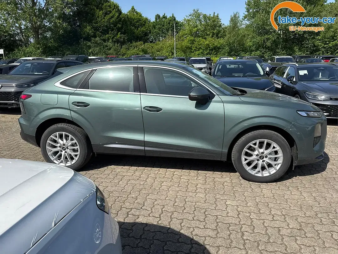 Audi Q3 - Thumbnail 4