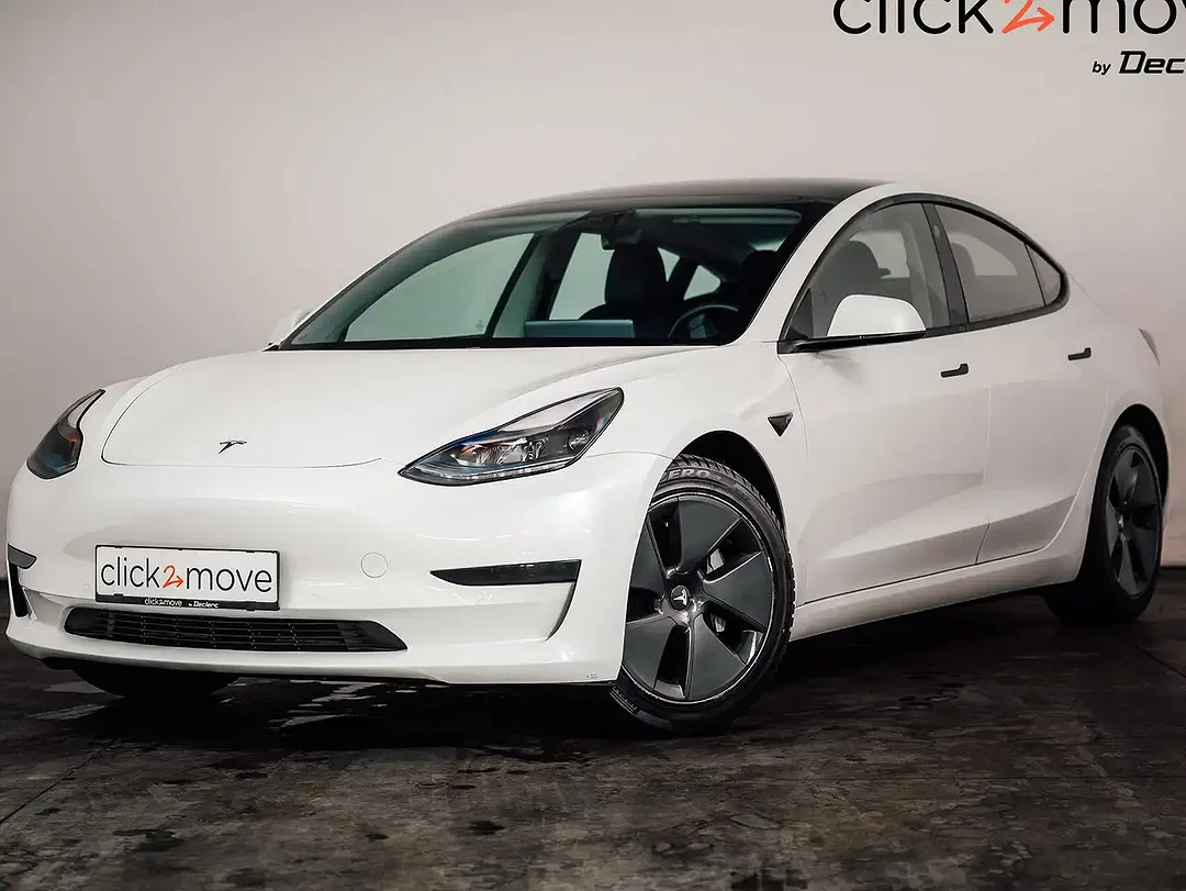 Tesla Model 3 - Afbeelding 1
