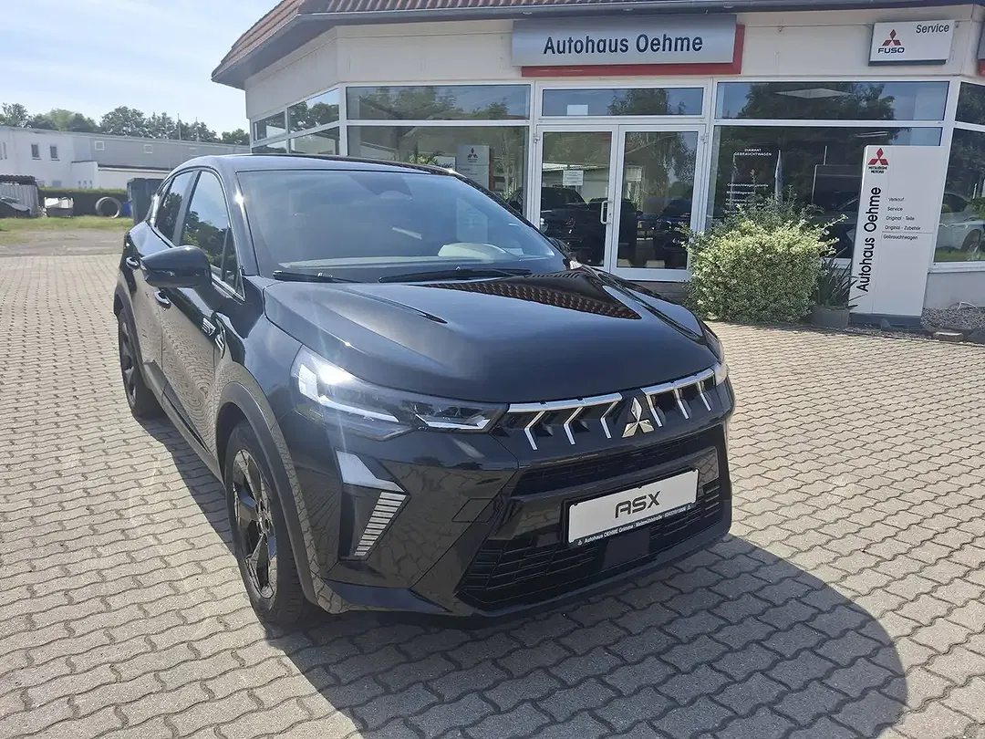 Mitsubishi ASX - Thumbnail 1