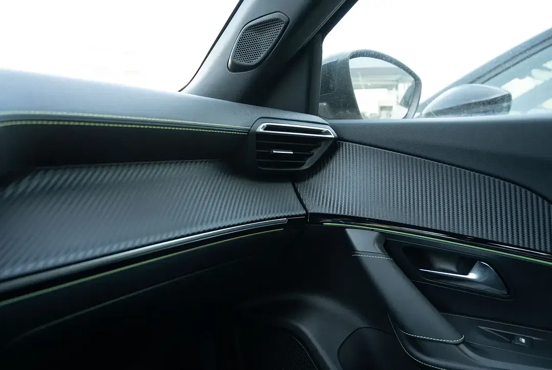 Peugeot 2008 - Thumbnail 10