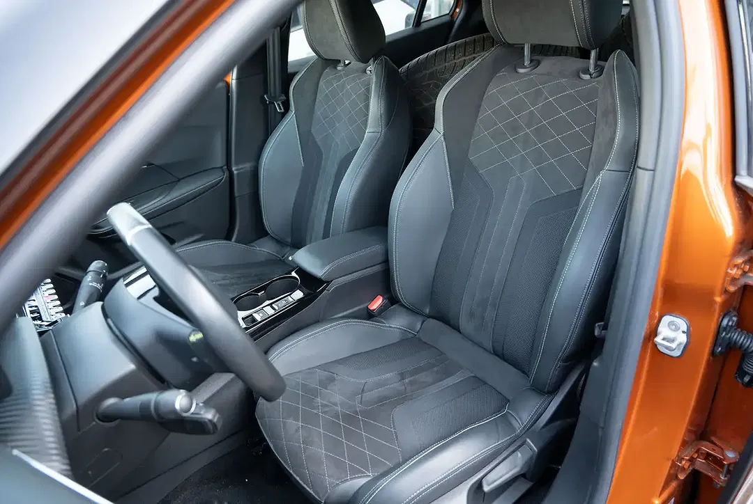 Peugeot 2008 - Thumbnail 6