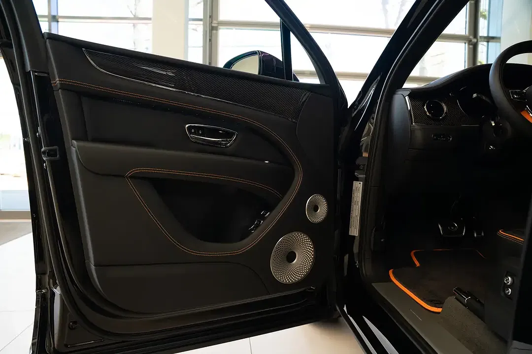 Bentley Bentayga - Thumbnail 14