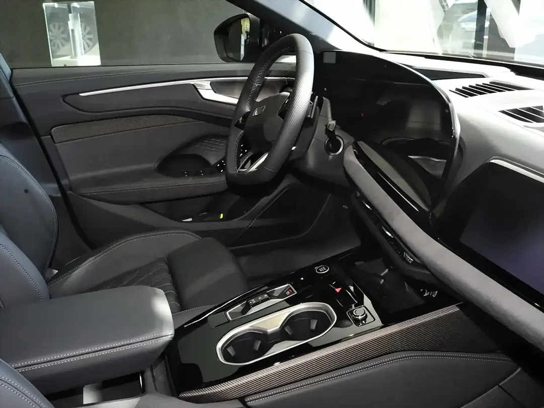 Audi A6 - Thumbnail 4