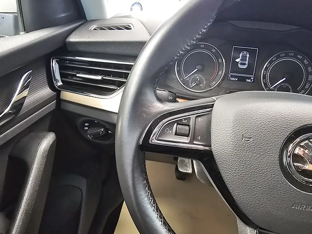 Skoda Scala - Thumbnail 19