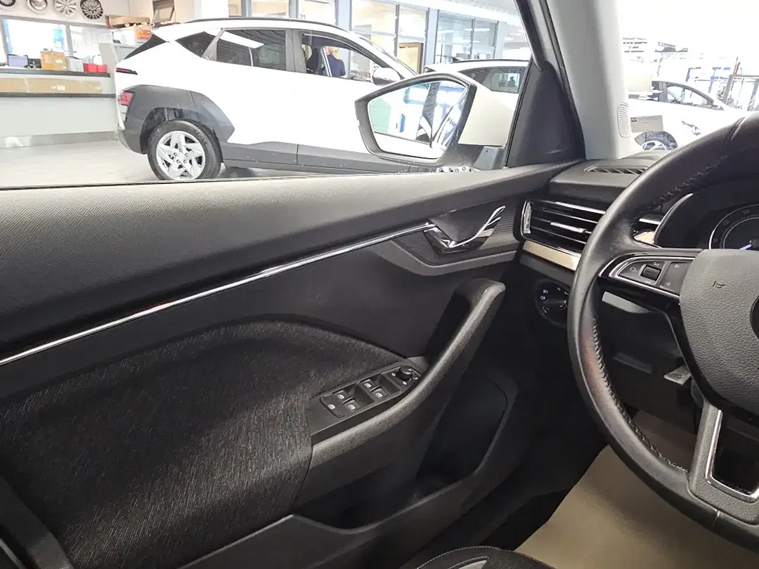 Skoda Scala - Thumbnail 20