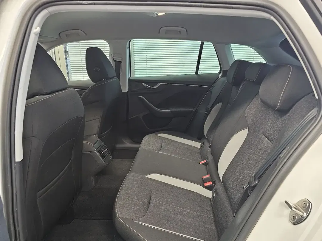 Skoda Scala - Thumbnail 6
