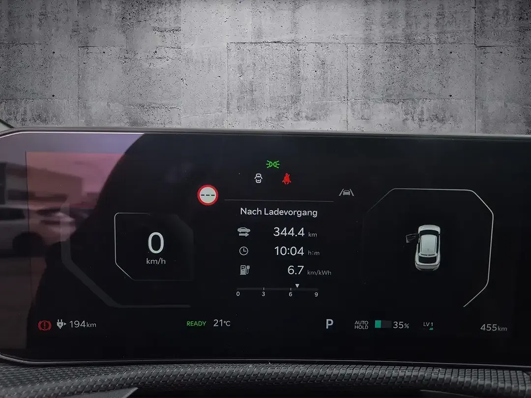 Kia EV6 - Thumbnail 9