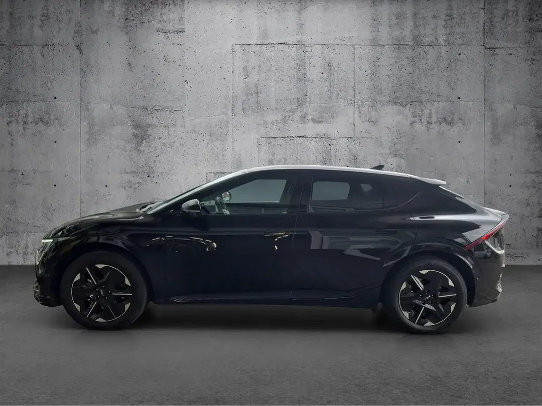 Kia EV6 - Thumbnail 4