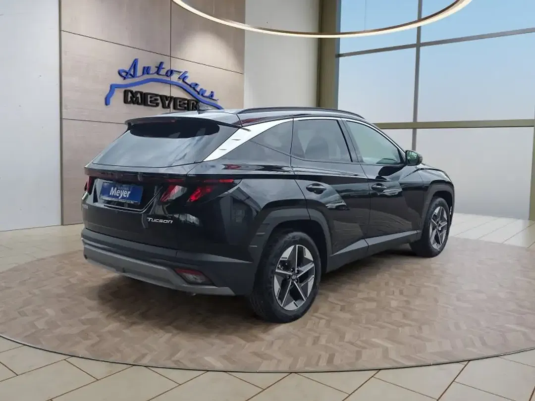 Hyundai TUCSON - Thumbnail 5