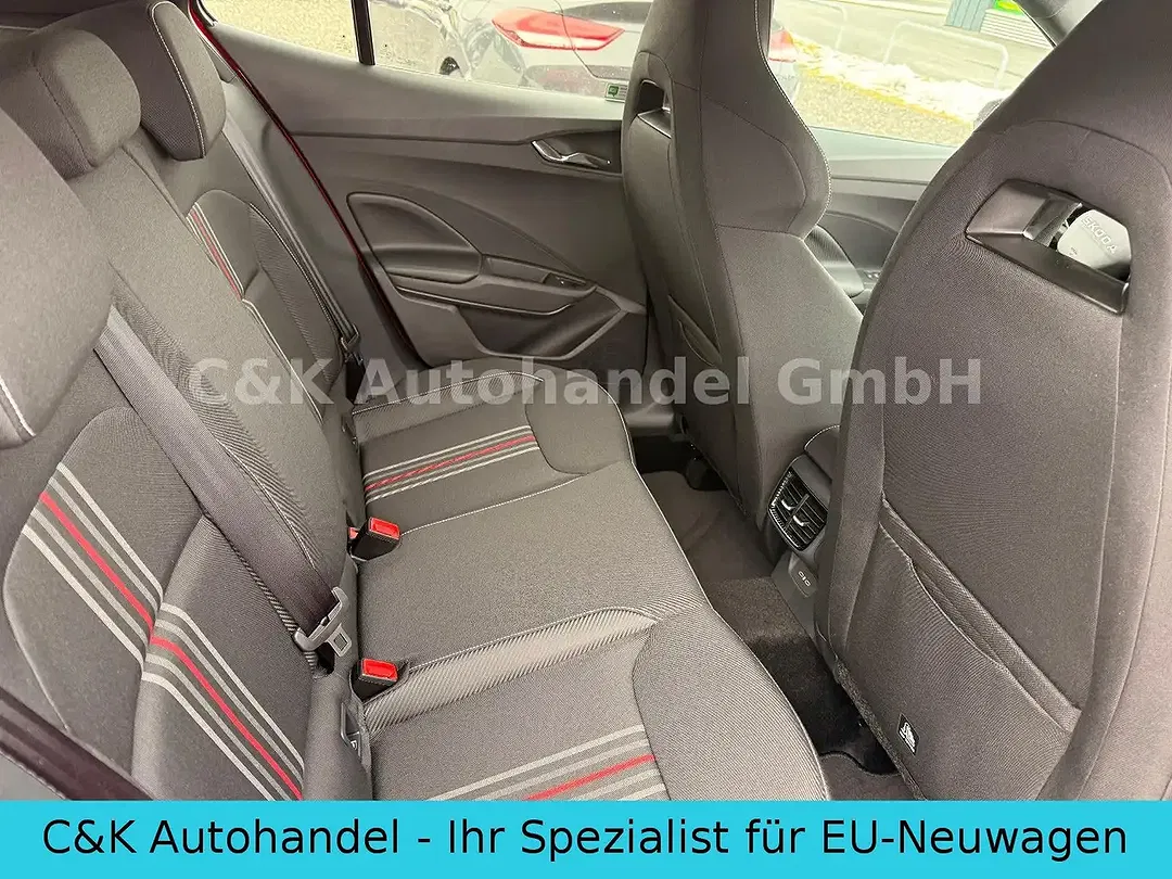 Skoda Fabia - Thumbnail 8