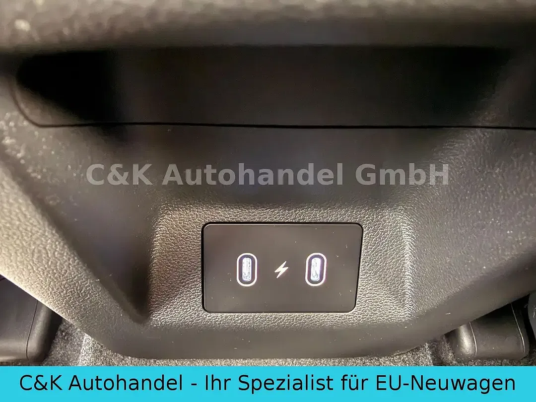 Skoda Fabia - Thumbnail 9