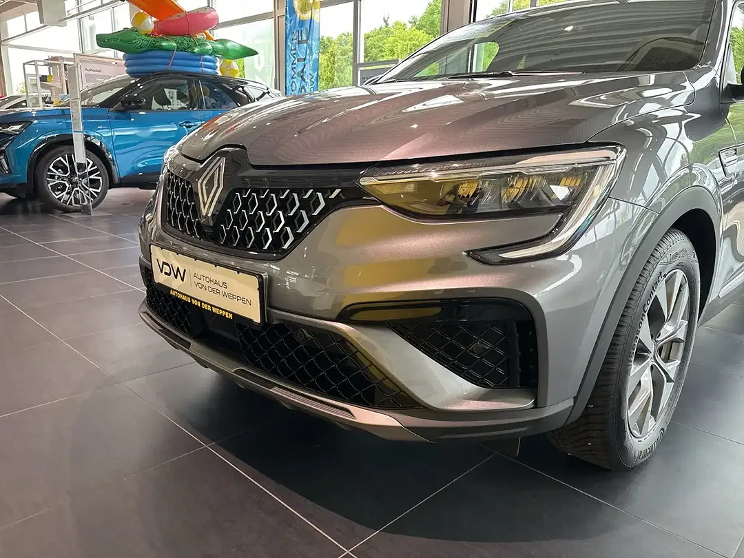 Renault Arkana - Thumbnail 8