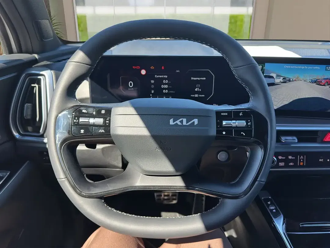 Kia Sorento - Thumbnail 10