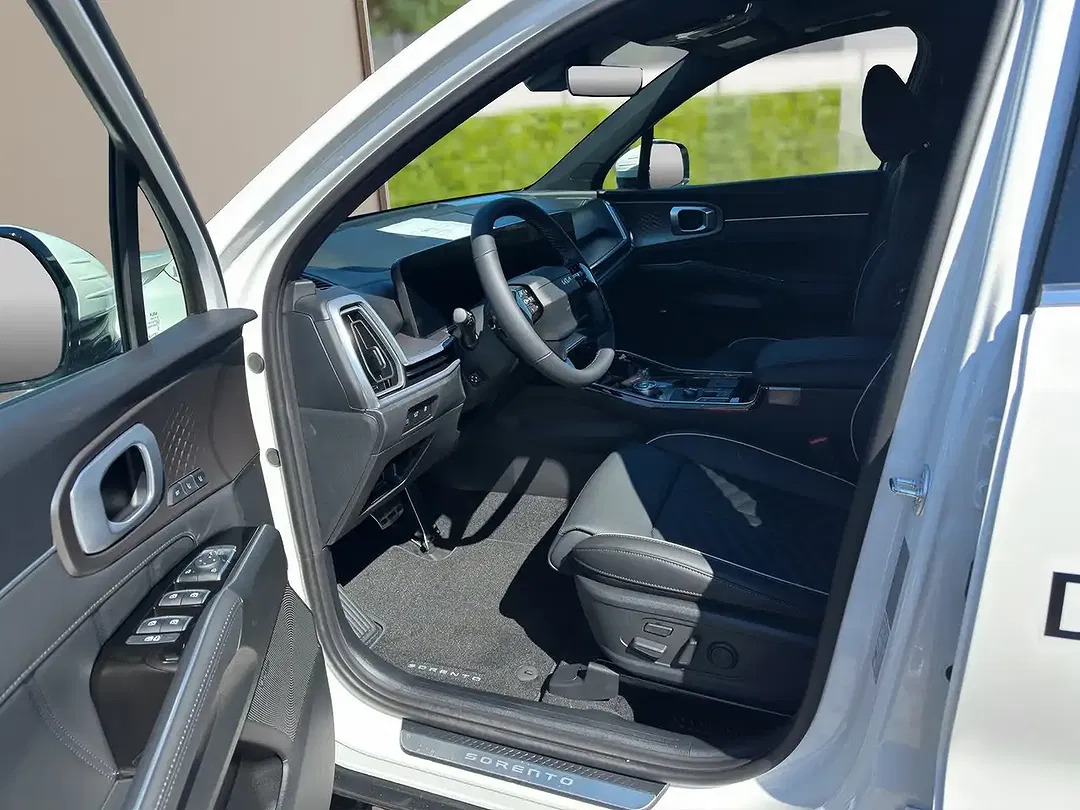 Kia Sorento - Thumbnail 9