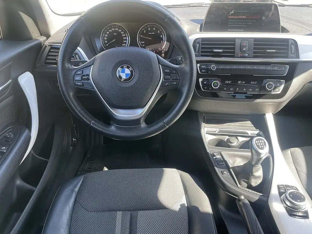 BMW 118 - Thumbnail 11