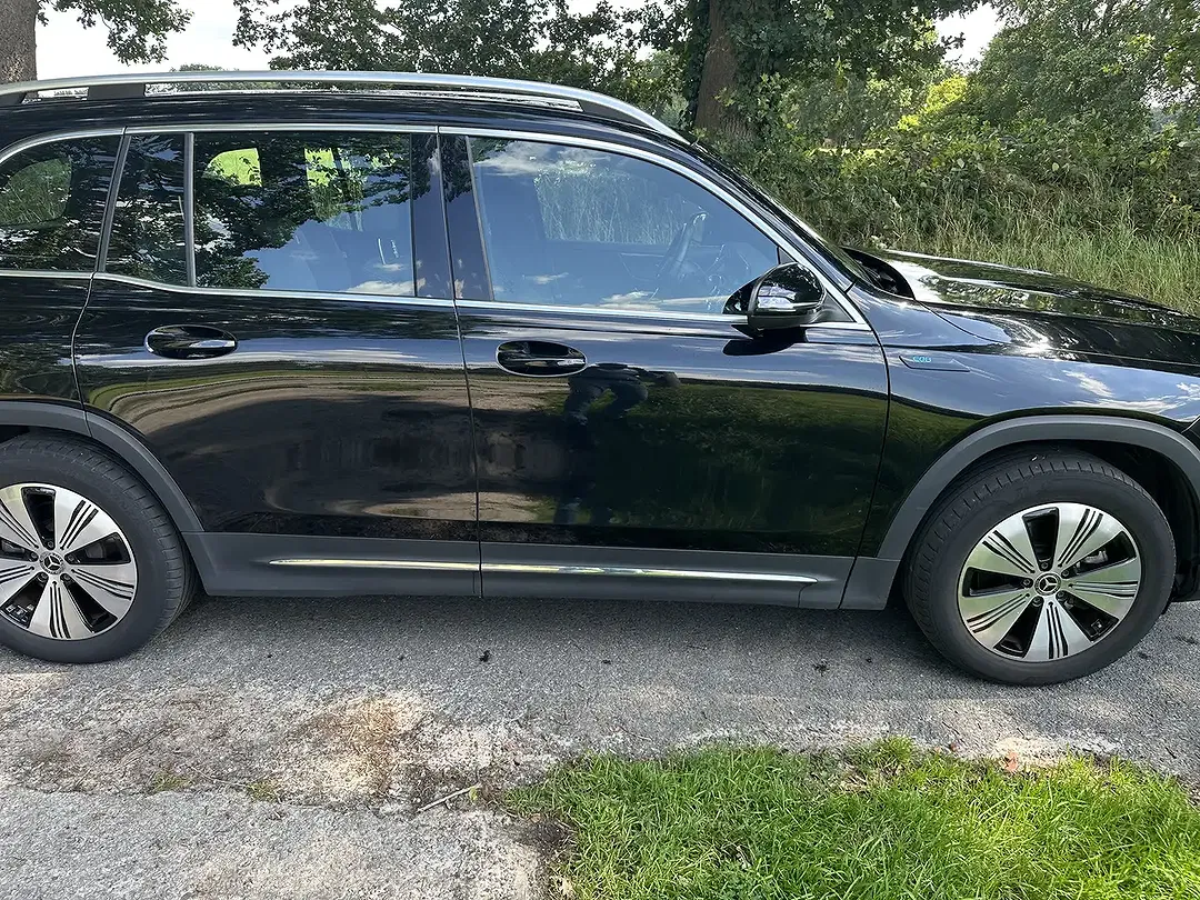 Mercedes-Benz EQB 300 - Thumbnail 6