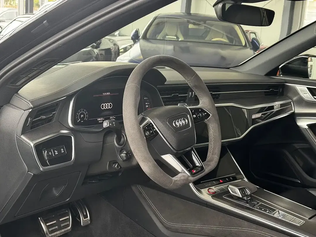 Audi RS6 - Thumbnail 7