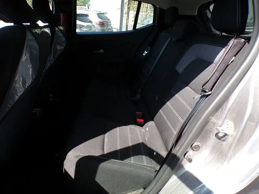 Dacia Sandero - Thumbnail 8