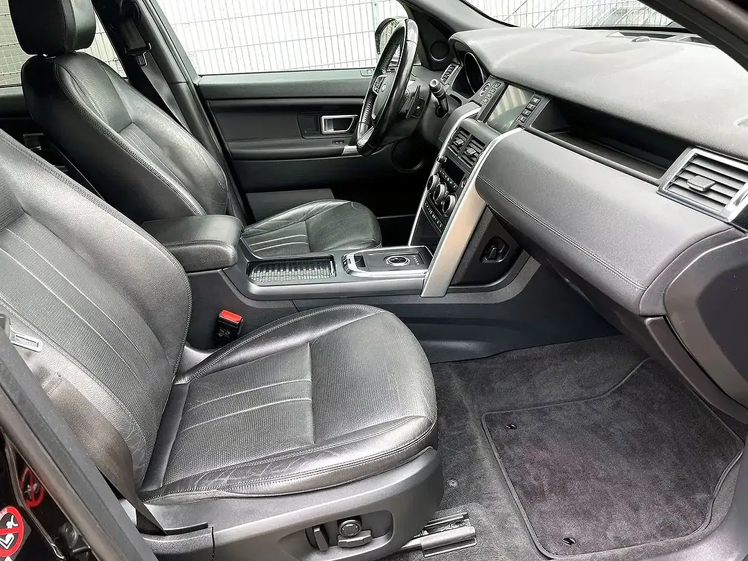 Land Rover Discovery Sport - Thumbnail 16