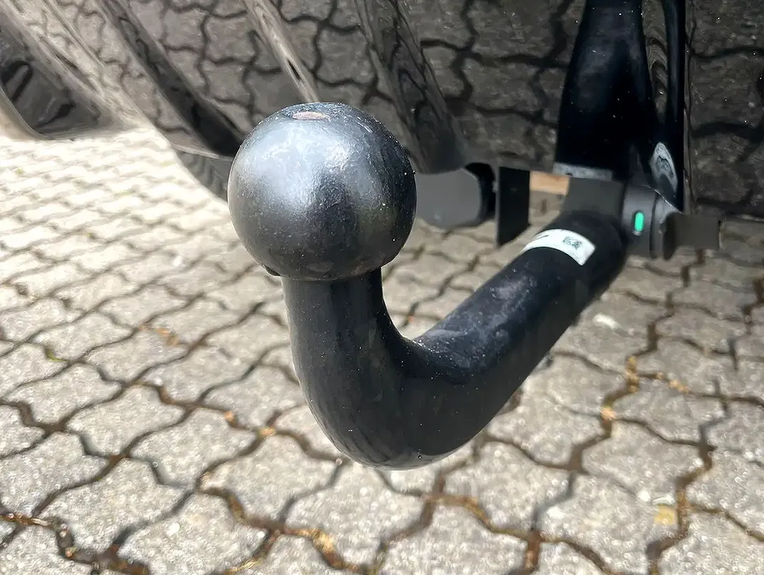 Land Rover Discovery Sport - Thumbnail 5