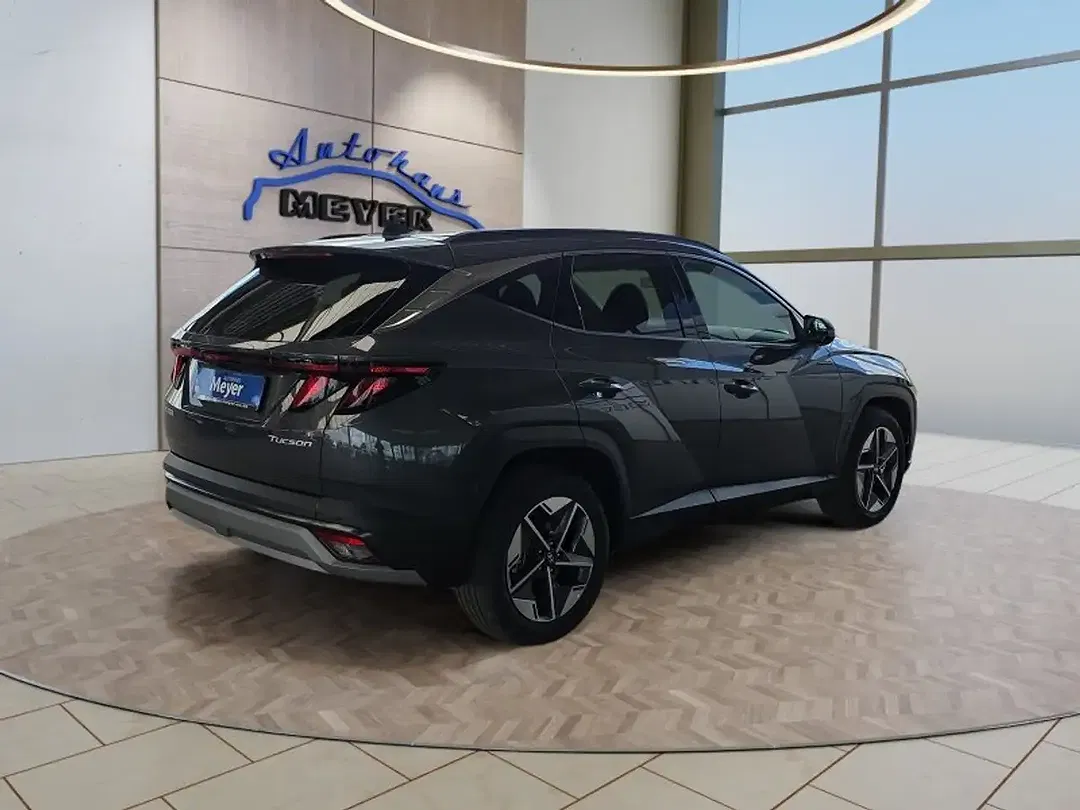 Hyundai TUCSON - Thumbnail 5