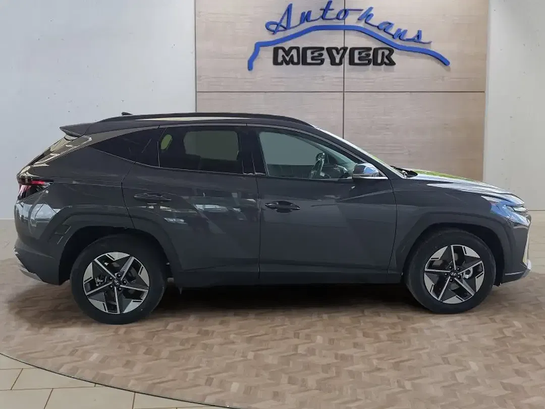 Hyundai TUCSON - Thumbnail 6
