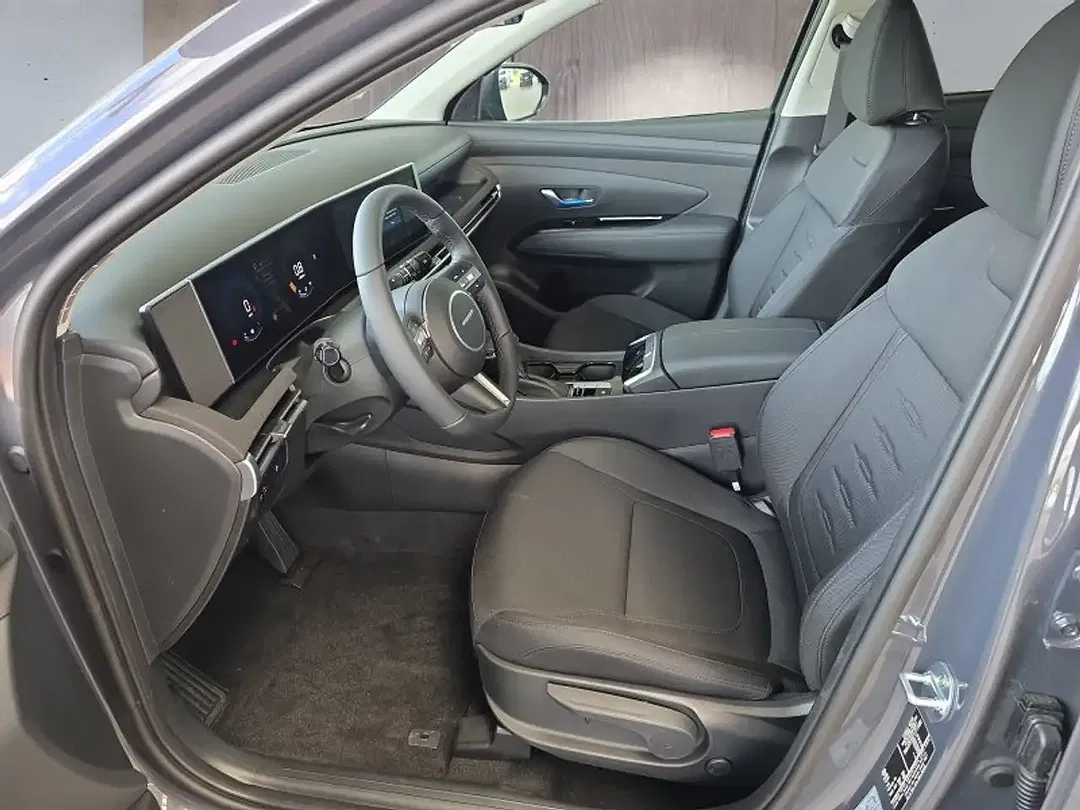Hyundai TUCSON - Thumbnail 9