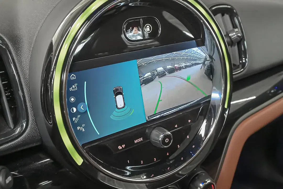 MINI Cooper Countryman - Thumbnail 14
