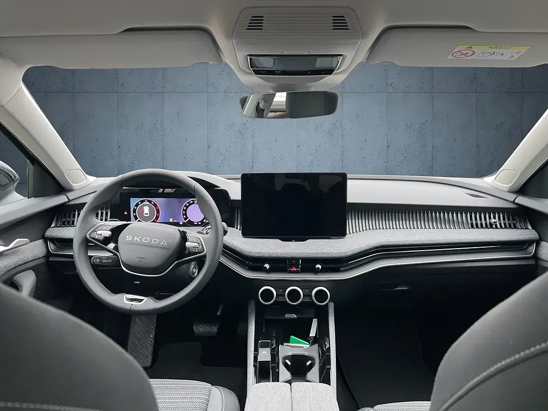 Skoda Superb - Thumbnail 10