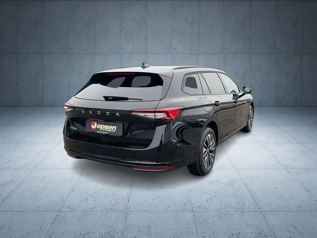 Skoda Superb - Thumbnail 5