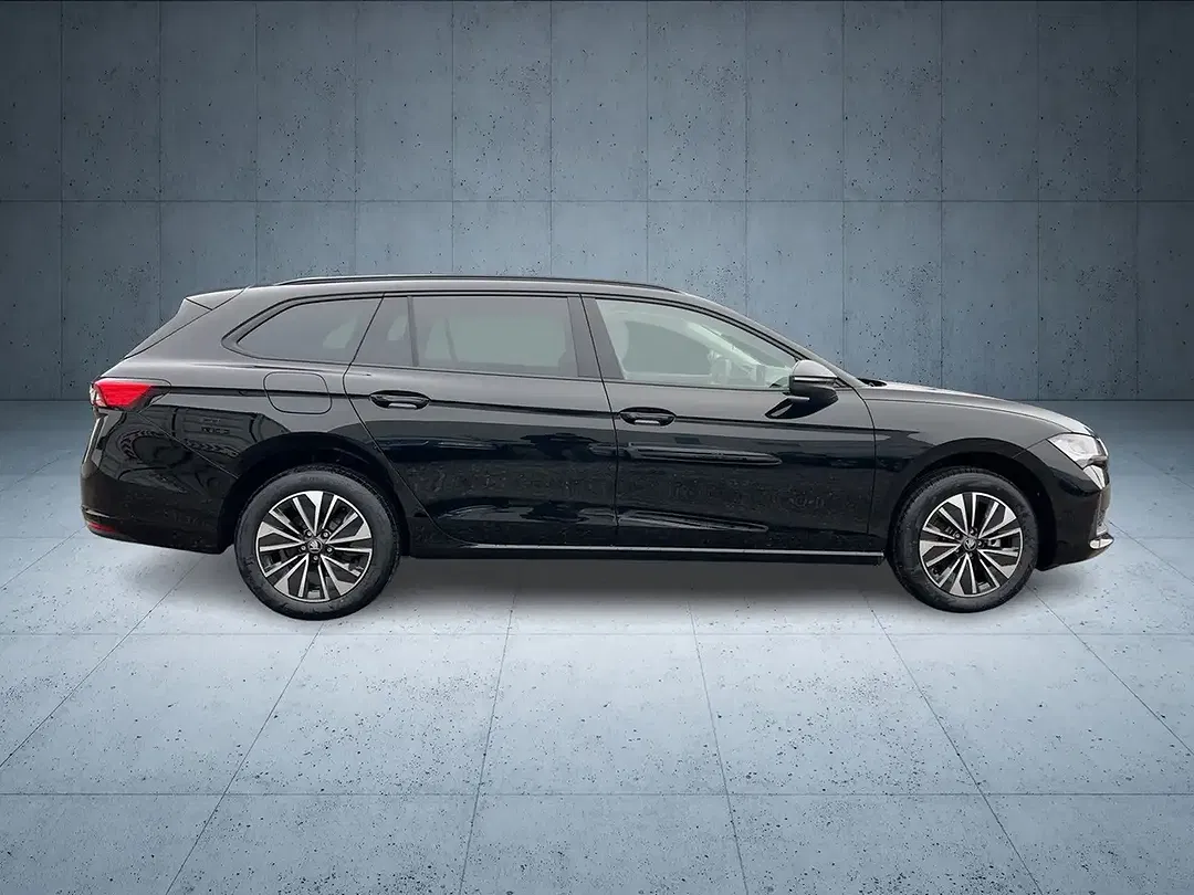 Skoda Superb - Thumbnail 6