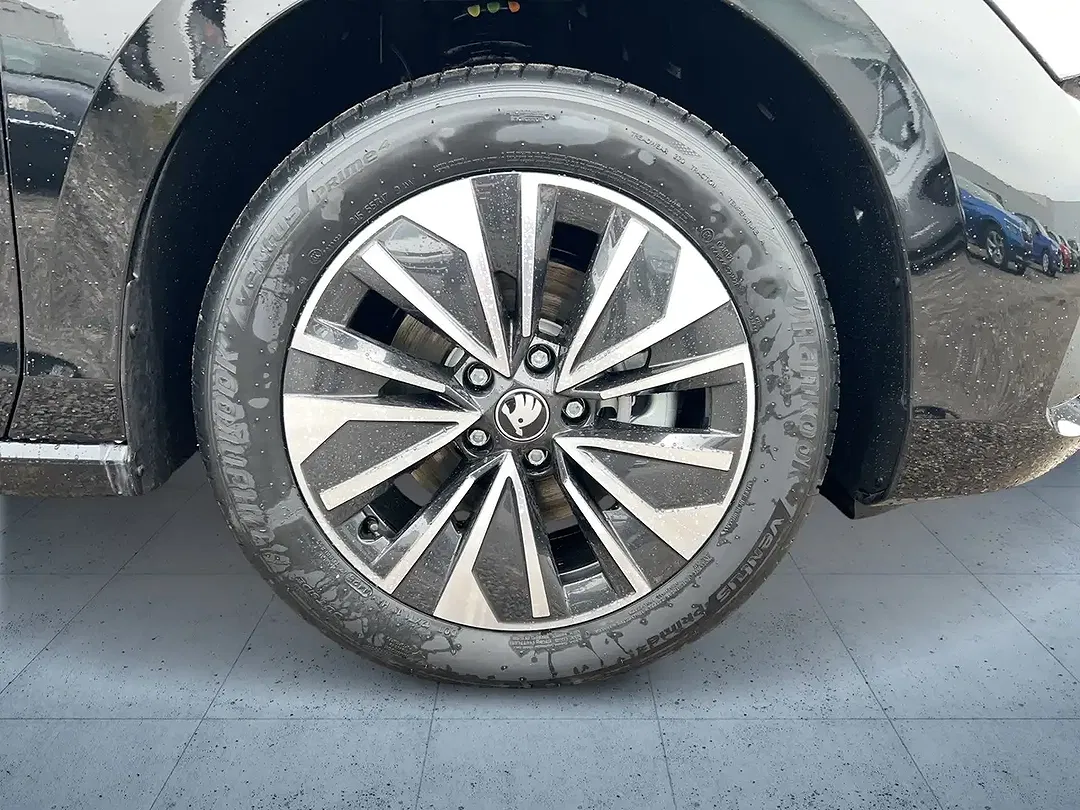 Skoda Superb - Thumbnail 7